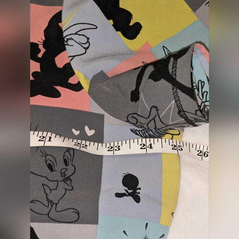 Looney Tune Characters Colorblock V-Neck Scrub Top - Picture 6 of 10